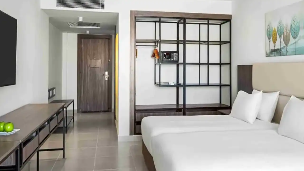 الفندق الباتروس مكادي ريزورت - مكادي باي